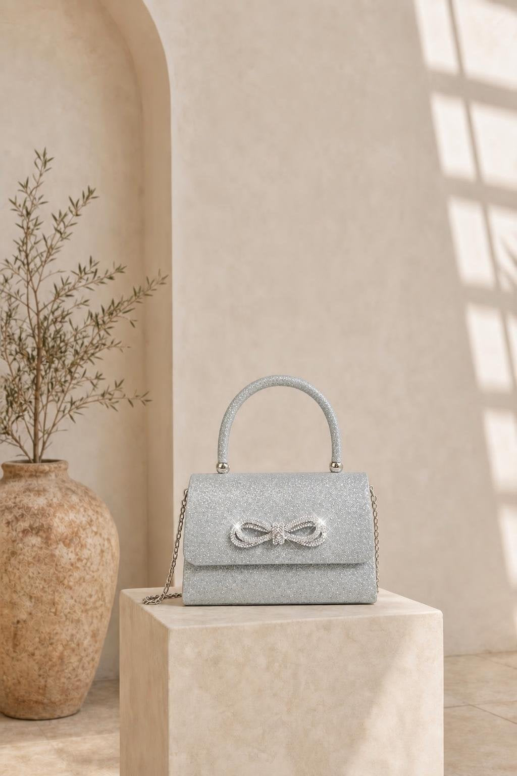 Imagen generada · Bolso Chispa plata Vestaluna